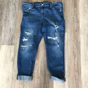 Jeans that don’t make you feel like pooping!